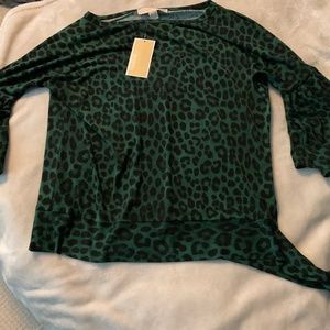 Long sleeve leopard shirt